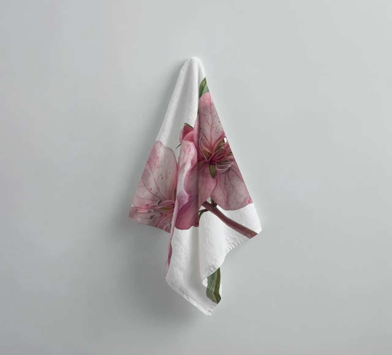 Zeepkruid Bloem badhanddoek van Bold Blooms