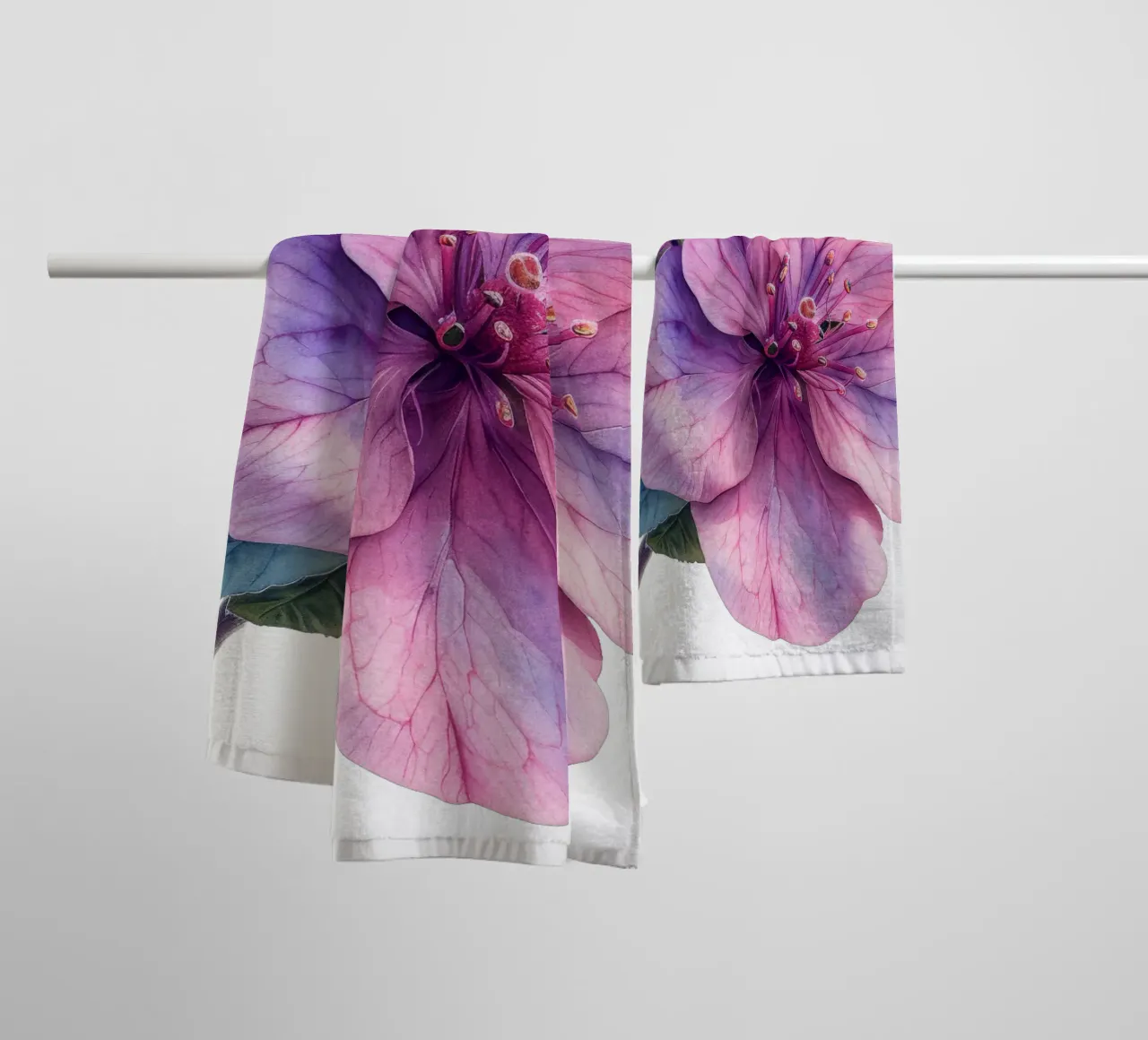 Zeepkruid Bloem badhanddoek van Bold Blooms