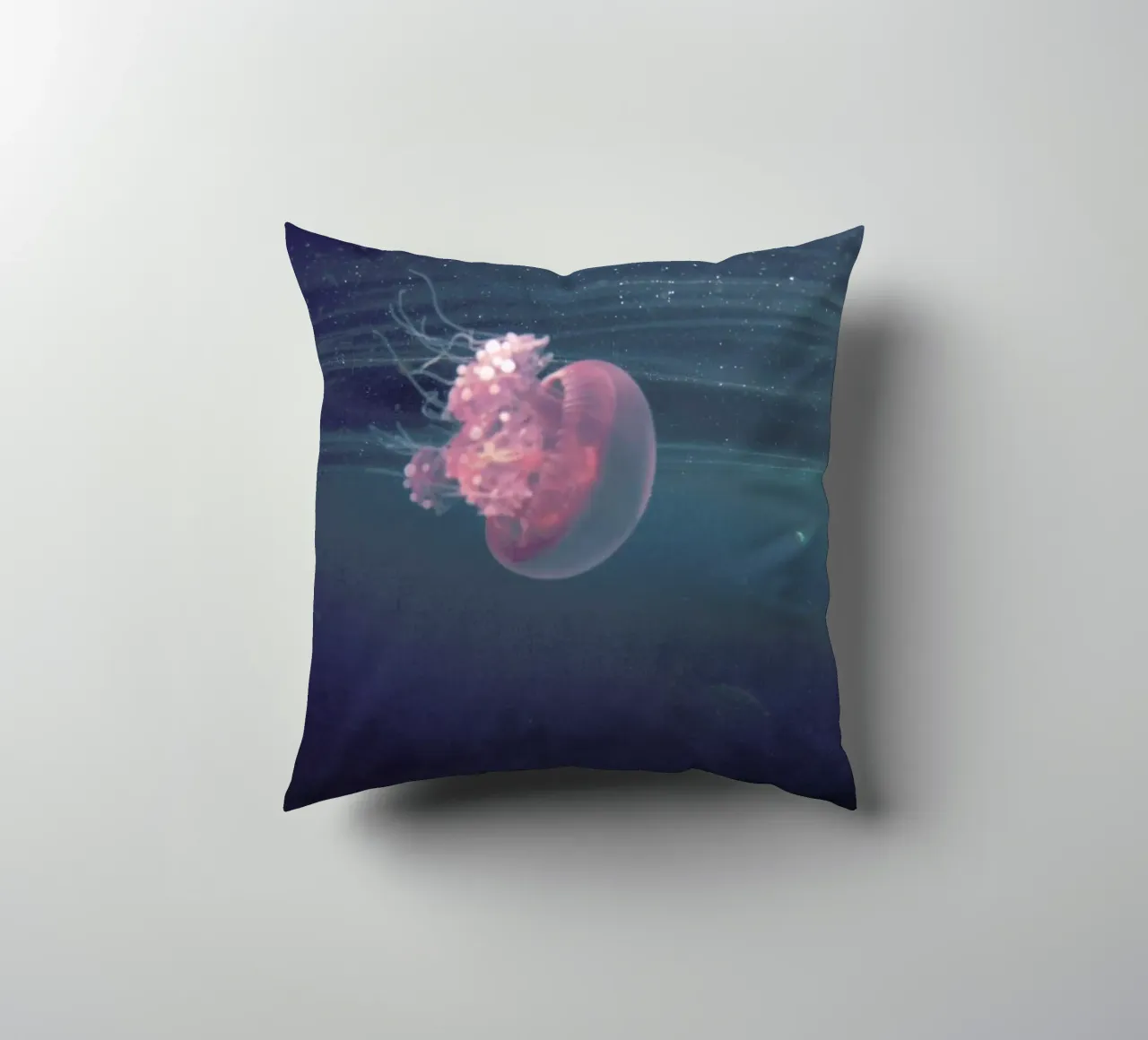 Dancing in the Water cuscino da Studio Nahili