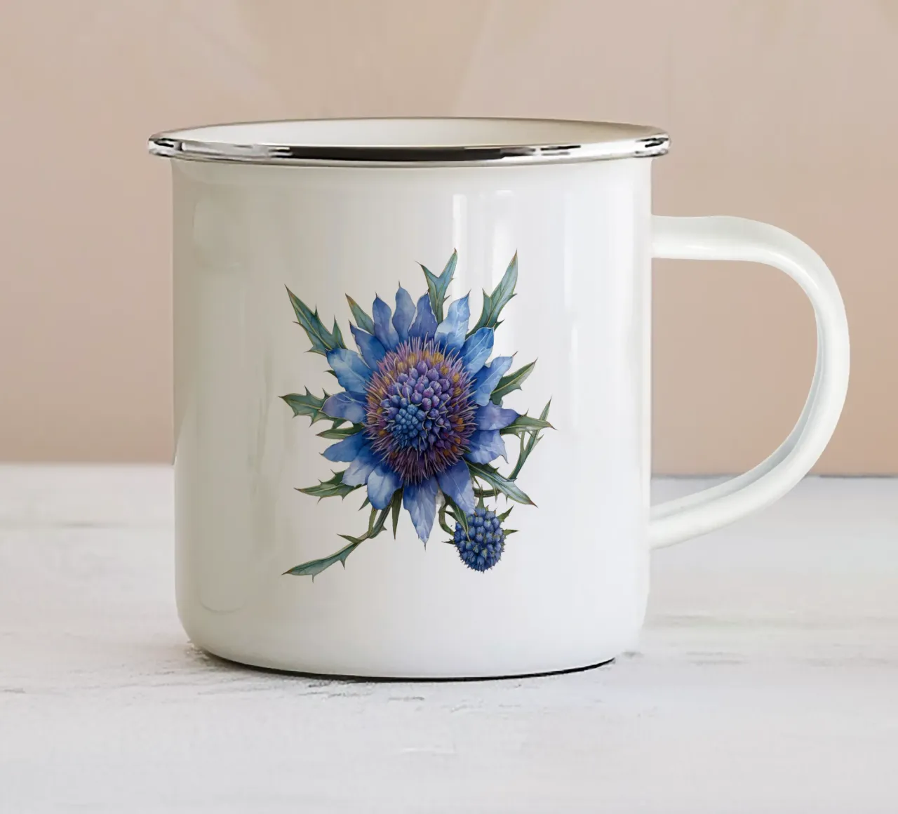Fiore di cardo tazza in smalto da Bold Blooms