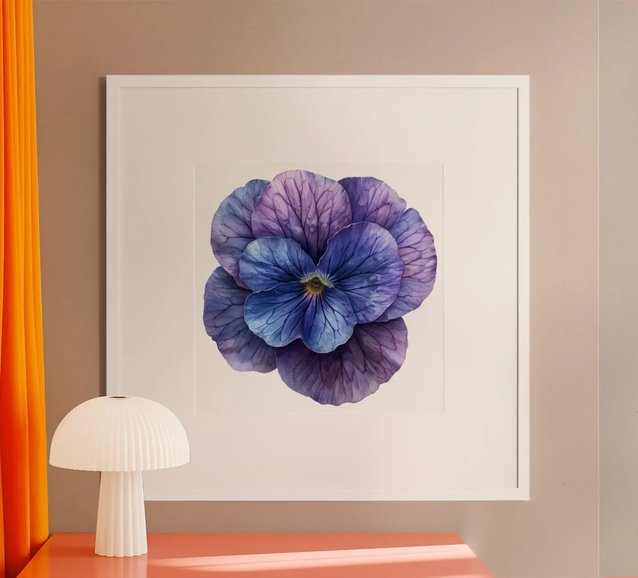 Fiore viola poster con telaio in legno da Bold Blooms