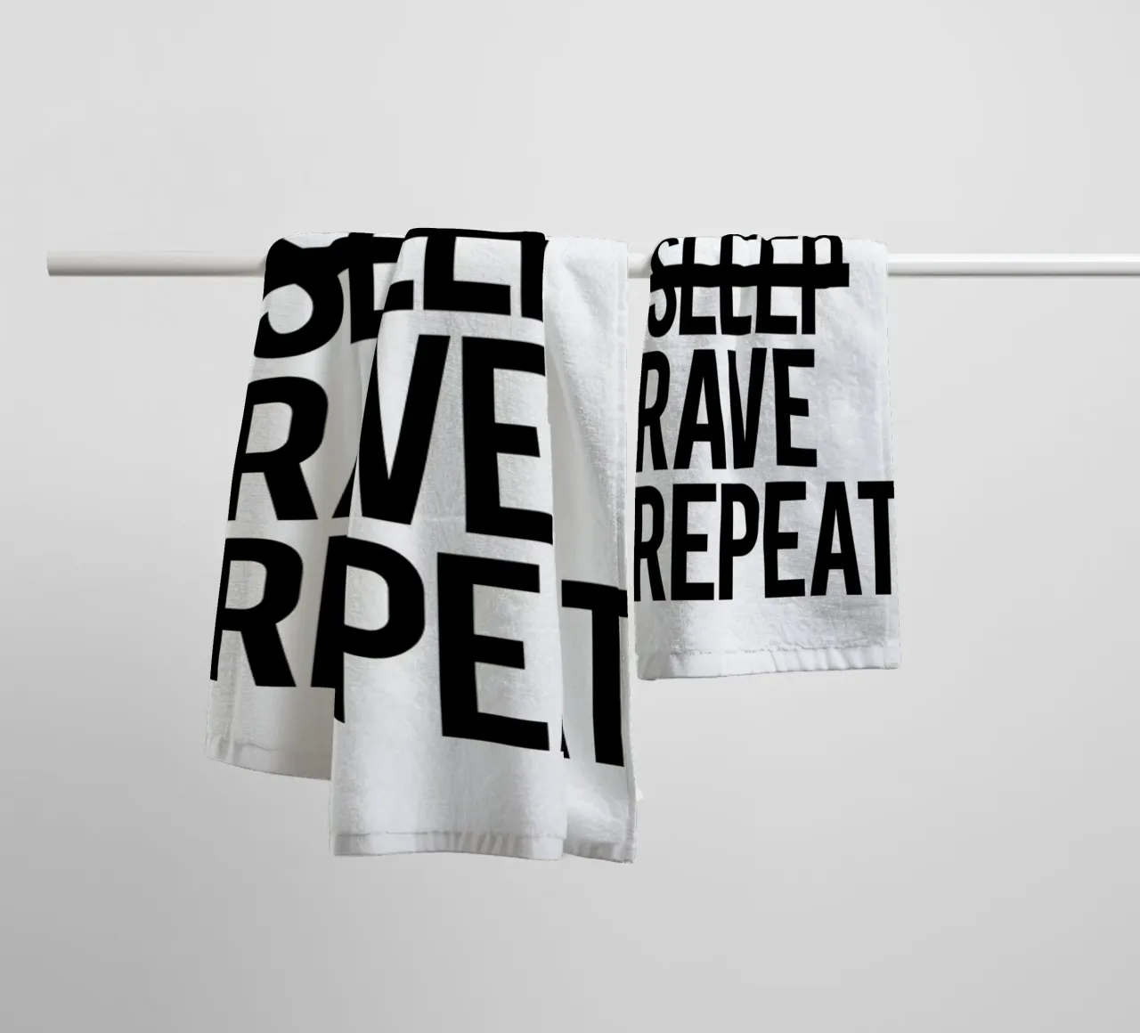 Repeat Handtuch von Studio One