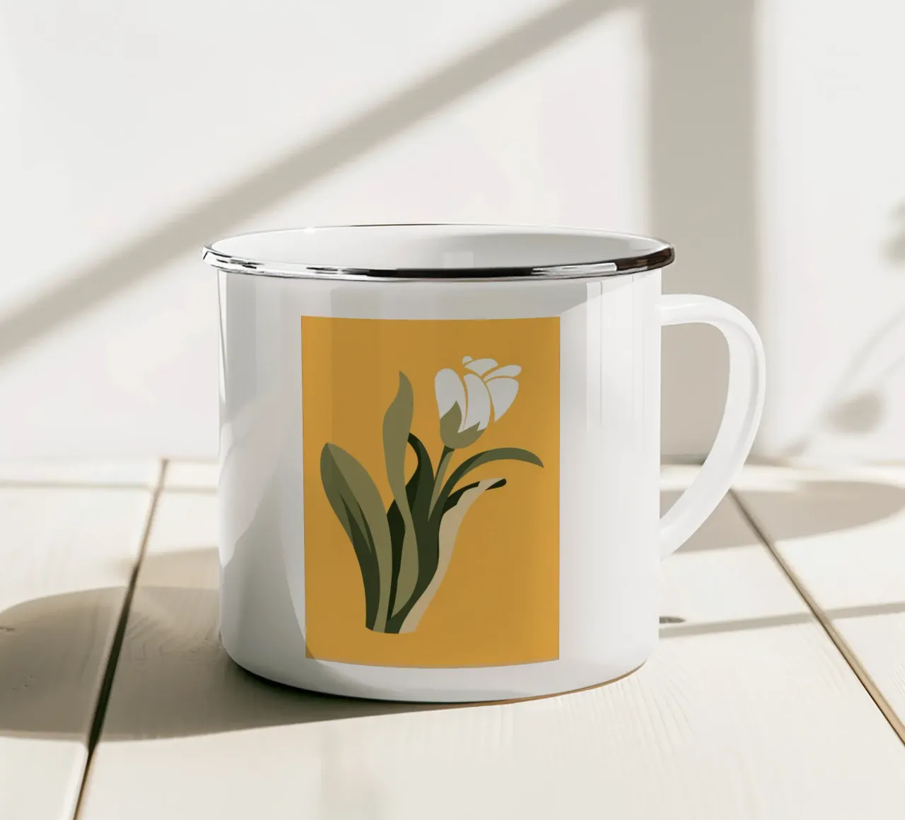 Fioritura rigogliosa tazza in smalto da Seren Liodra