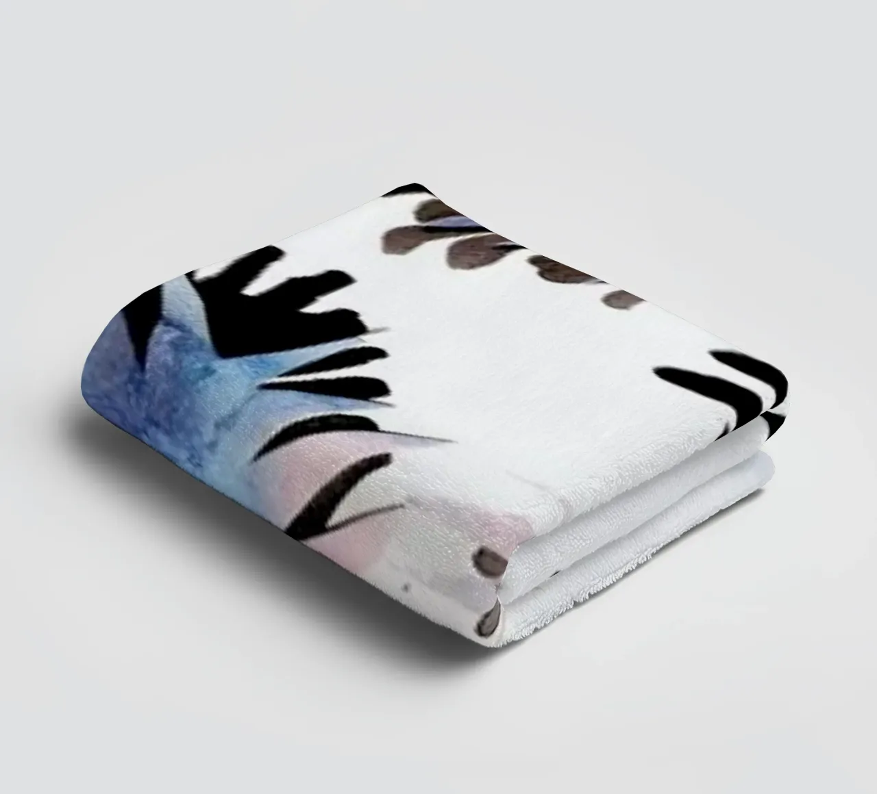 Palm Leaves towel by Farina Kuklinski