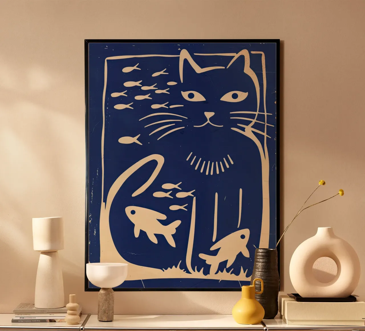 Gatto e pesce poster con telaio in alluminio da DaarbyN