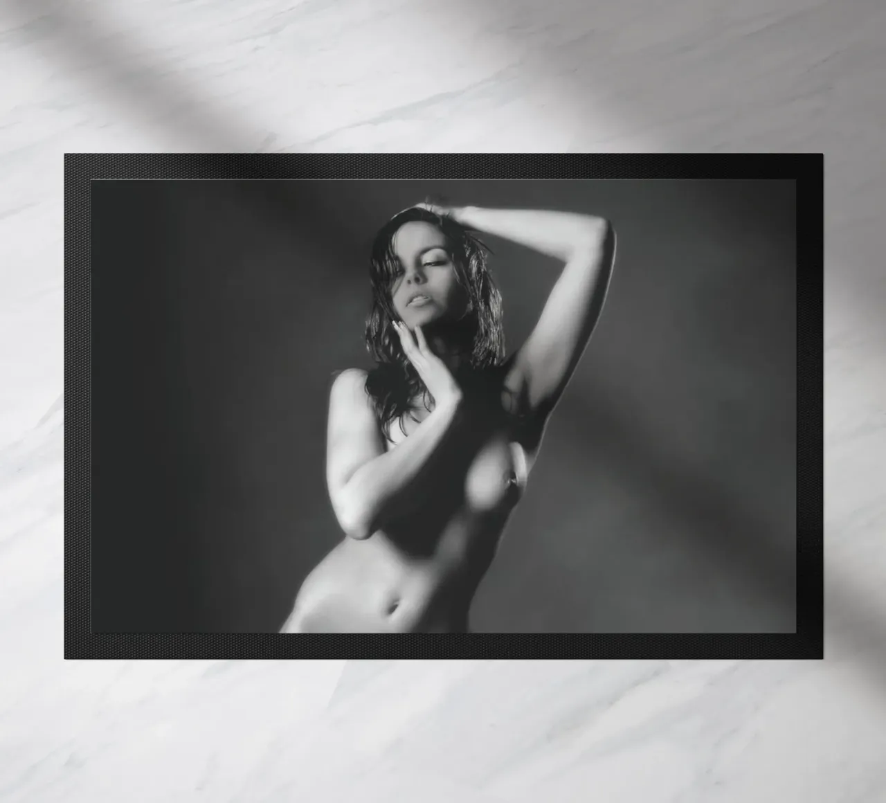 Adele X Mono zerbino da Dave Hare Photography