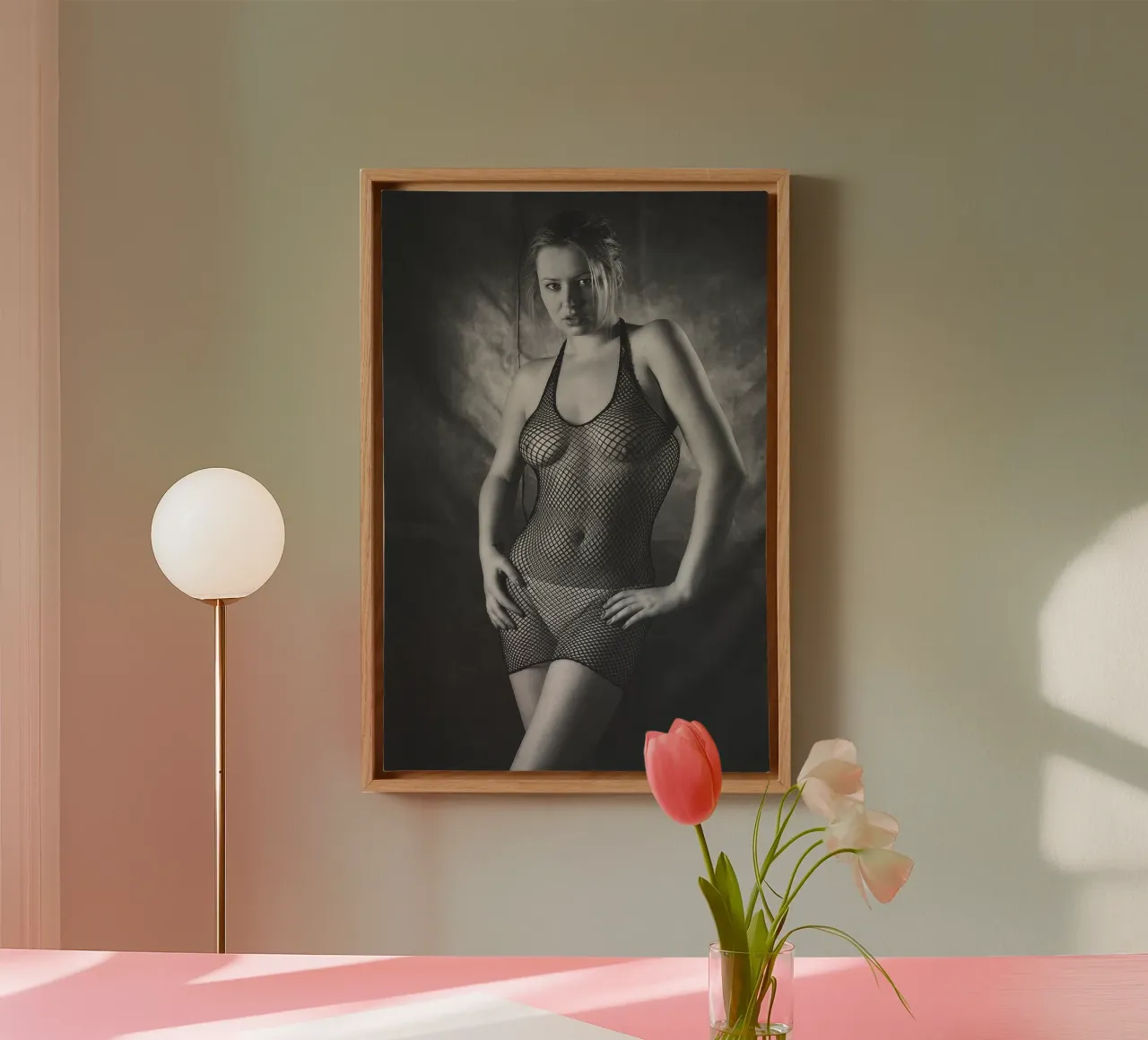 Amber in Fishnet Mono canvas by Dave Hare Photography