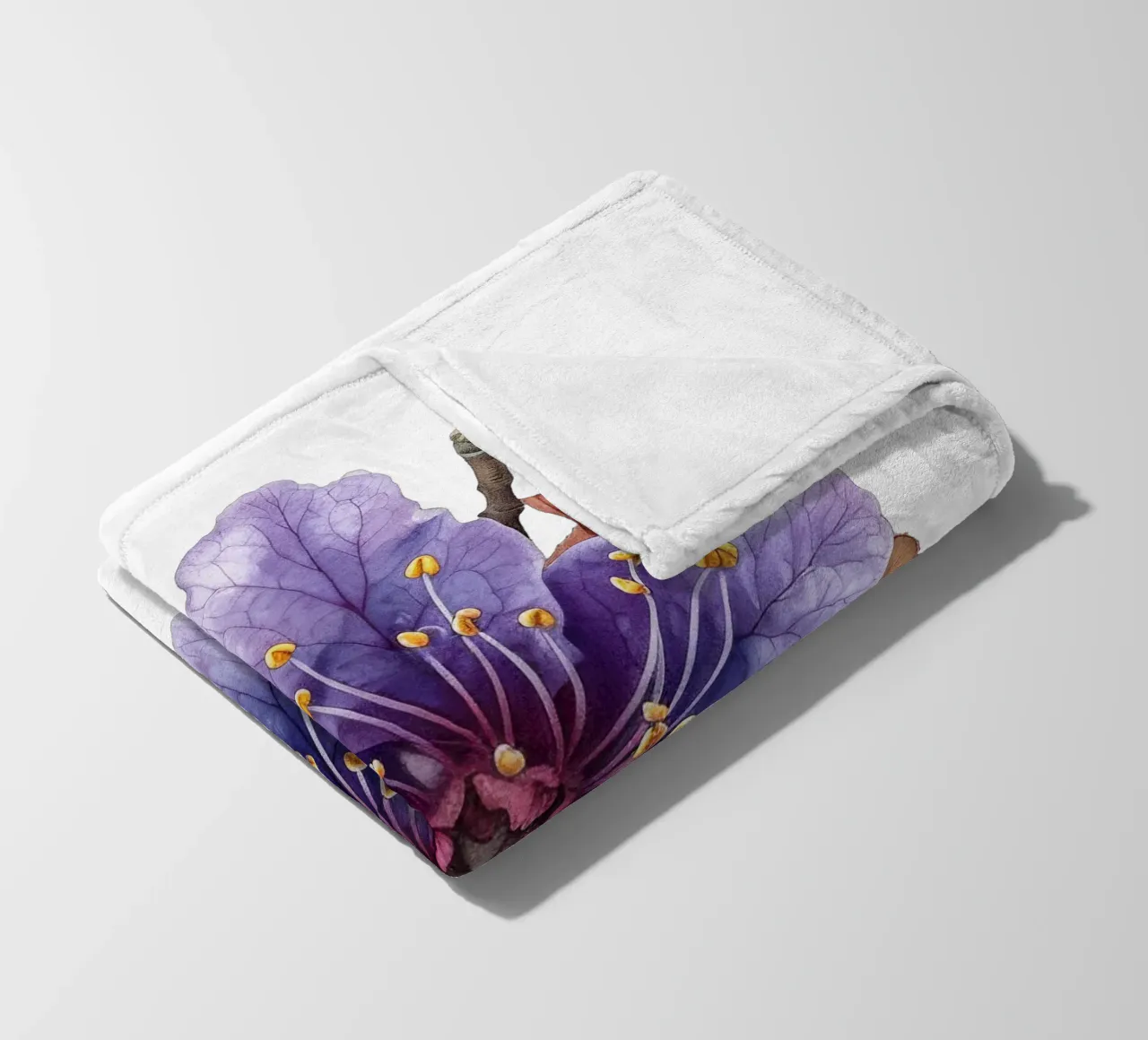 Fiore di amamelide coperta in pile da Bold Blooms