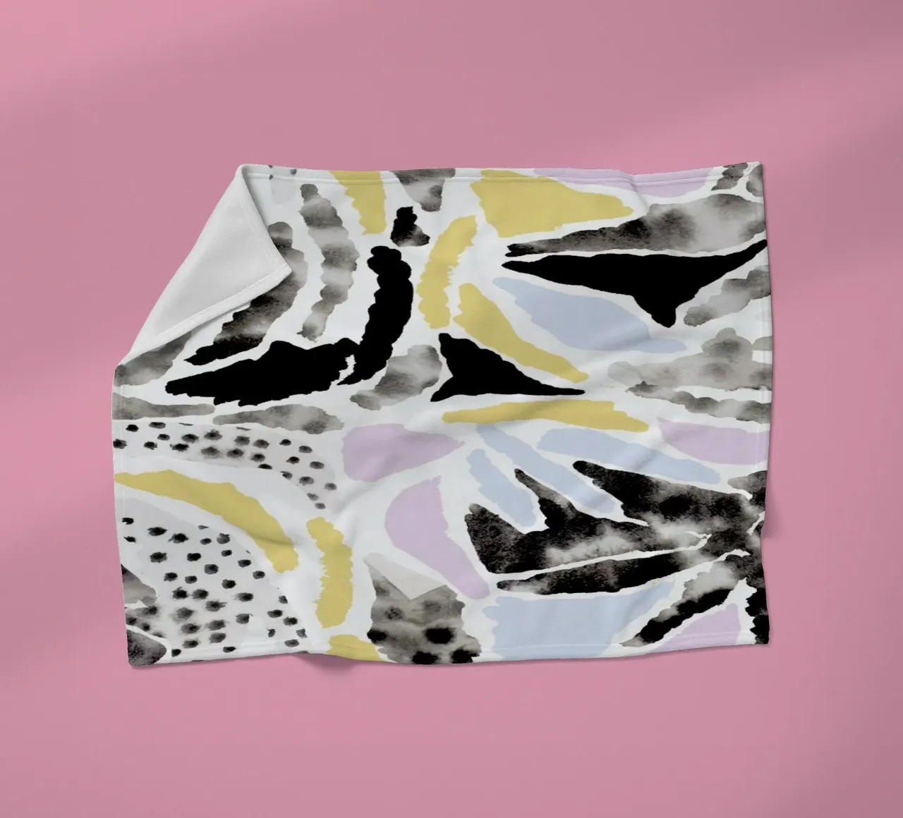 Pattern Pieces coperta in pile da Farina Kuklinski