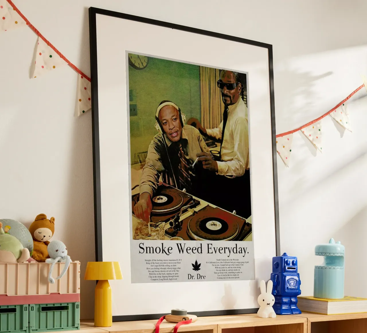 Smoke Weed Every Day poster con telaio in legno da Ads Libitum