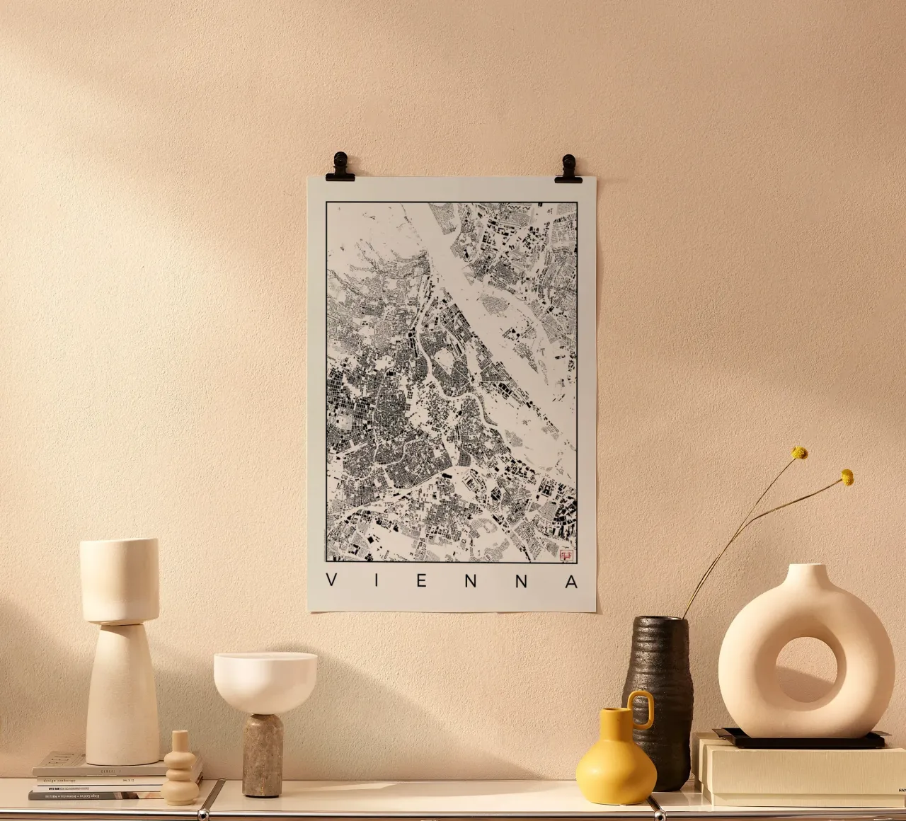 Vienna Map Schwarzplan poster con telaio in alluminio da Hubert Roguski