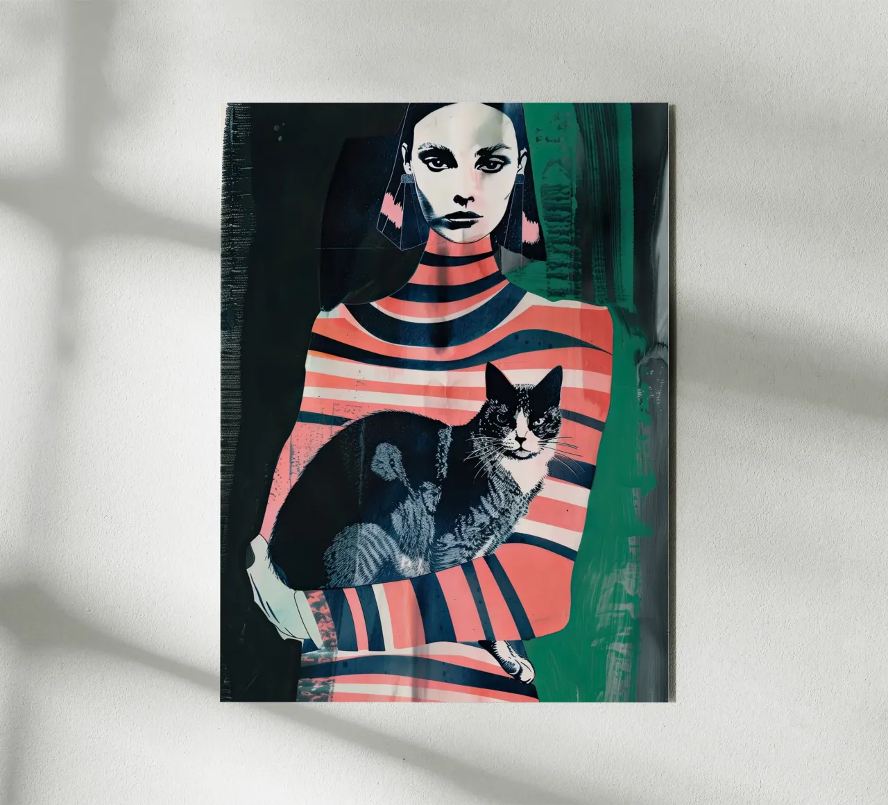 Ragazza che tiene in braccio un gatto alluminio dibond da DaarbyN
