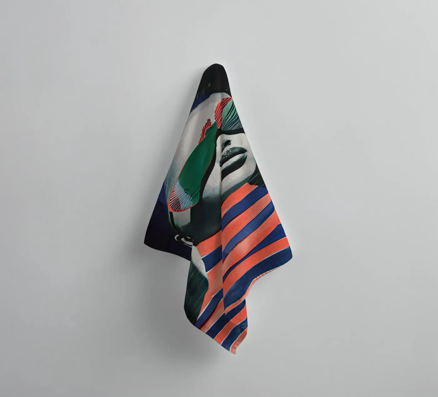 Modemädchen Handtuch von DaarbyN