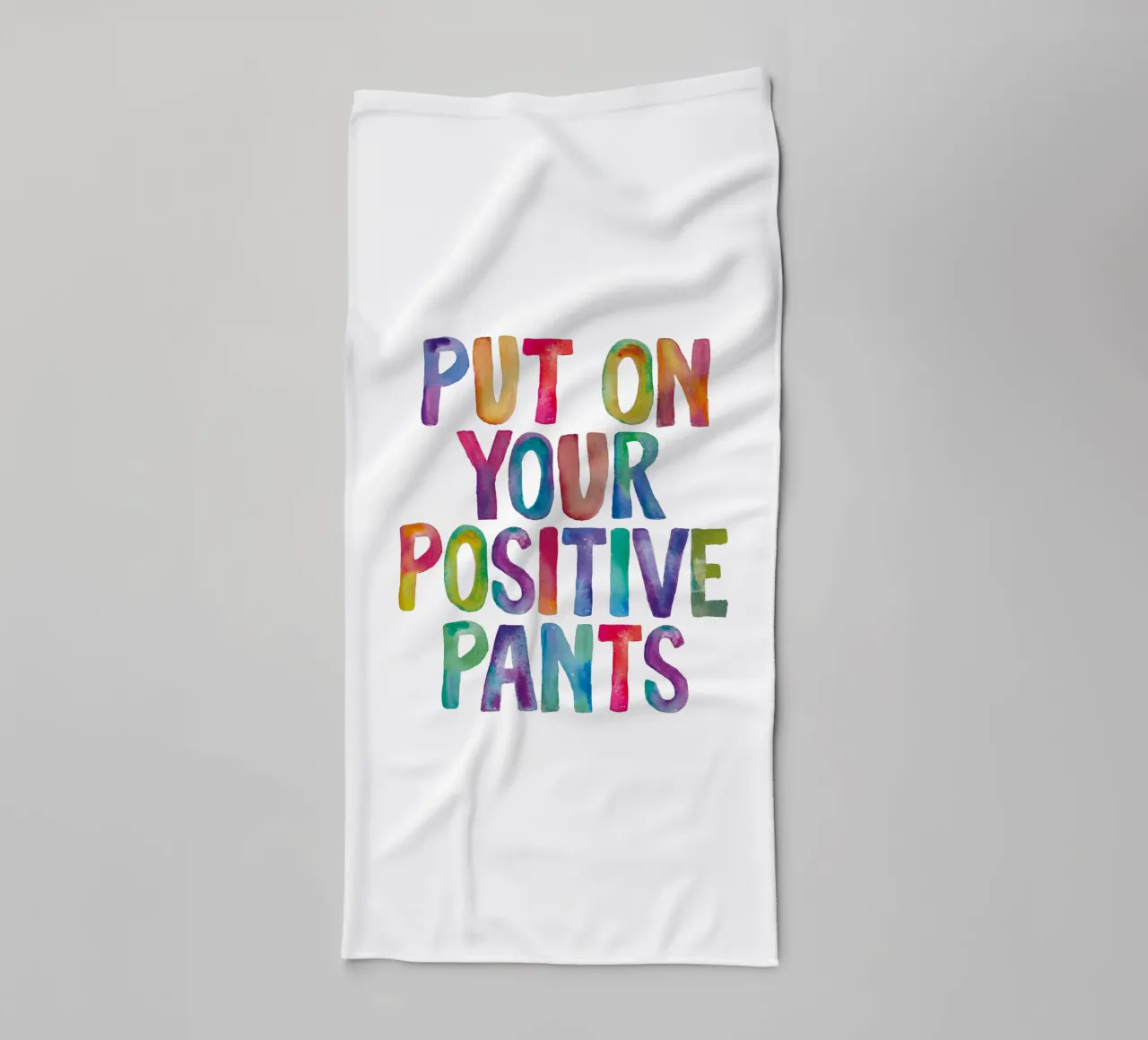 Indossa i tuoi pantaloni positivi Tipografia arcobaleno per bambini asciugamano da bagno da THE MOTIVATED TYPE