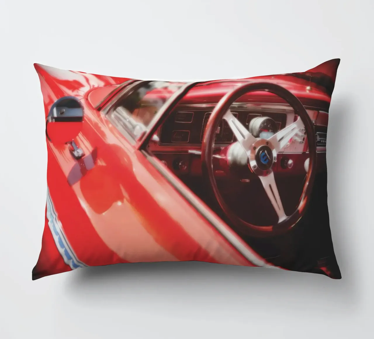 Auto rossa cuscino da Dave Hare Photography
