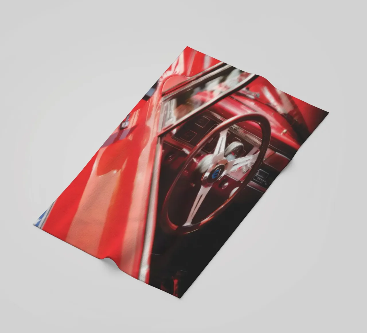 Auto rossa telo mare da Dave Hare Photography