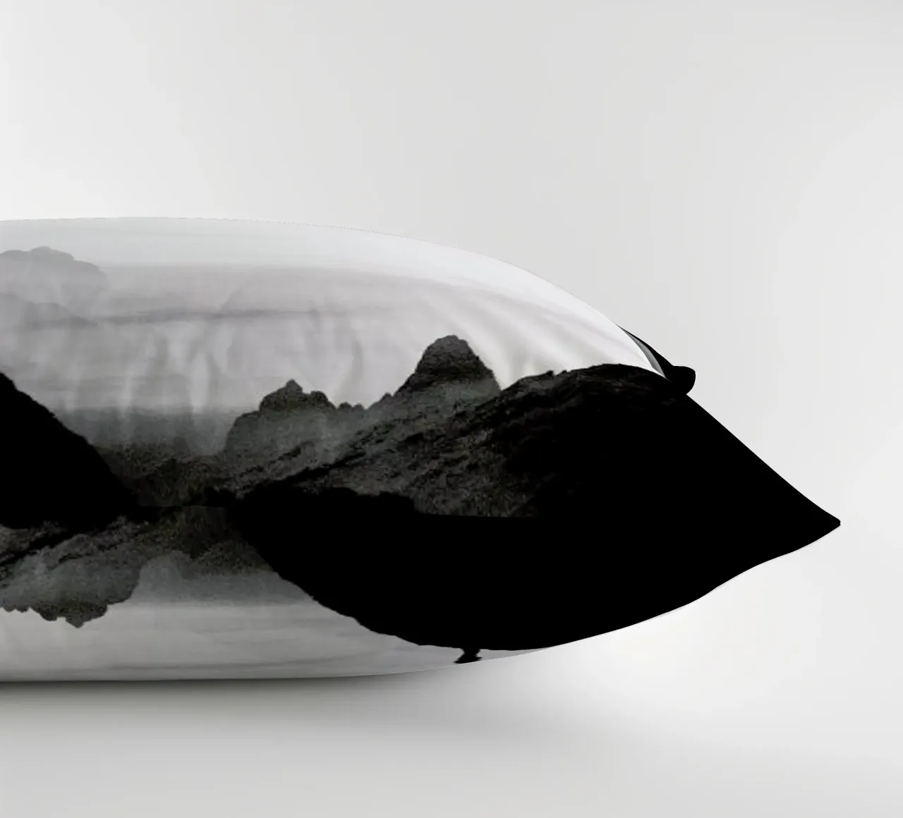 Black Wasteland Isolation cuscino da Stoian Hitrov