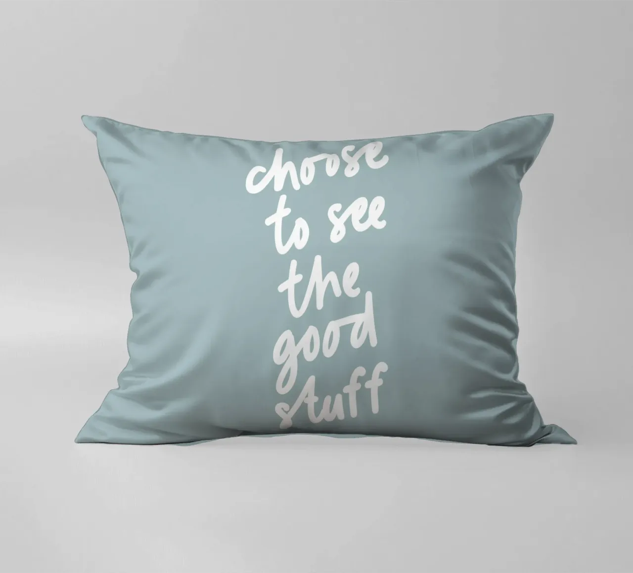 Kies ervoor om het goede te zien Inspirerende typografie Print kussen van THE MOTIVATED TYPE