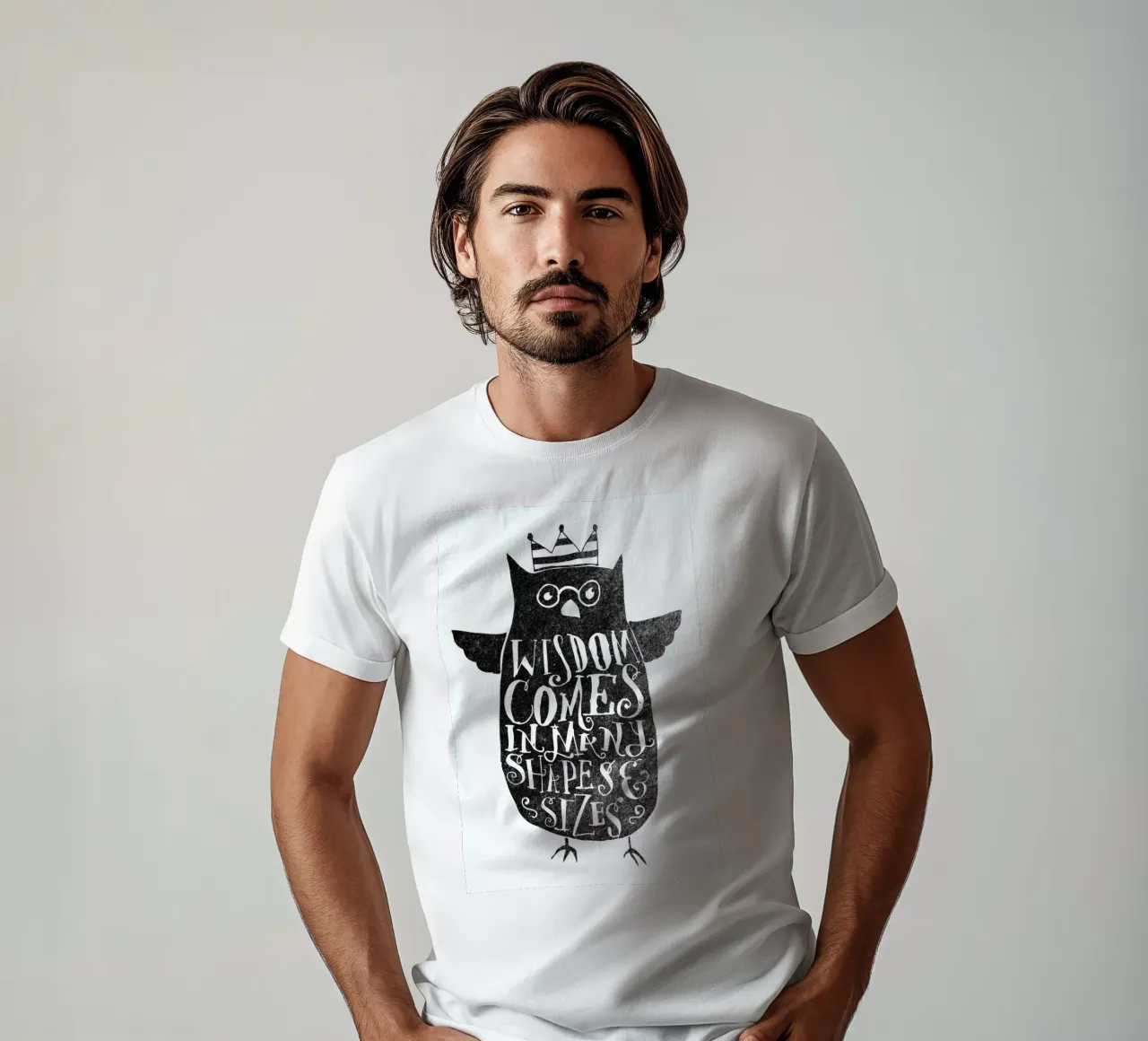 wisdom comes in many shapes and sizes t-shirt da Matthew Taylor Wilson