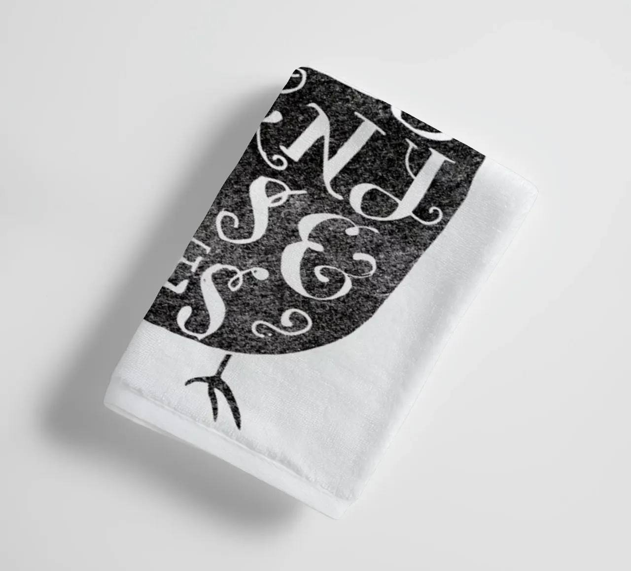 wisdom comes in many shapes and sizes asciugamano da bagno da Matthew Taylor Wilson