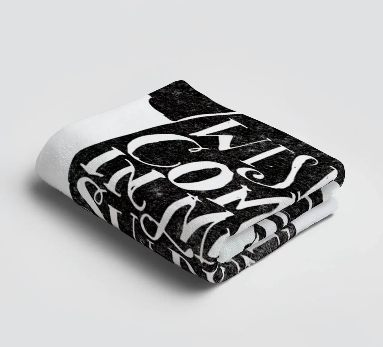 wisdom comes in many shapes and sizes asciugamano da bagno da Matthew Taylor Wilson