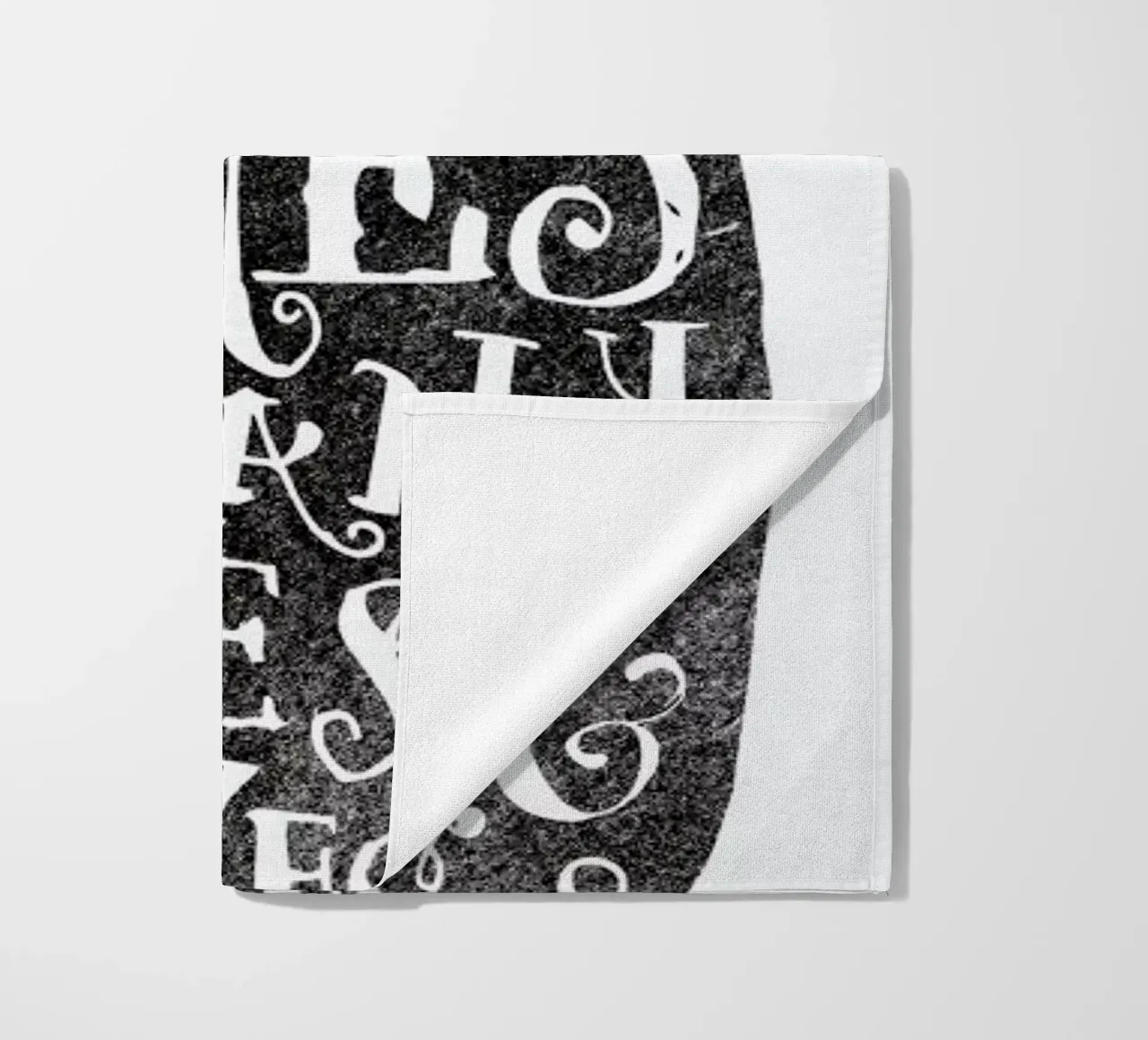 wisdom comes in many shapes and sizes Strandtuch von Matthew Taylor Wilson