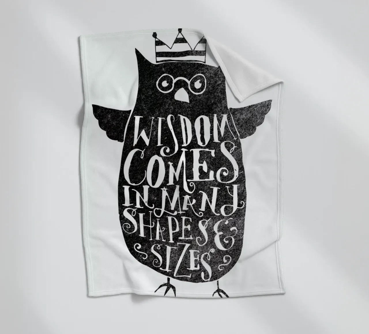 wisdom comes in many shapes and sizes coperta in pile da Matthew Taylor Wilson