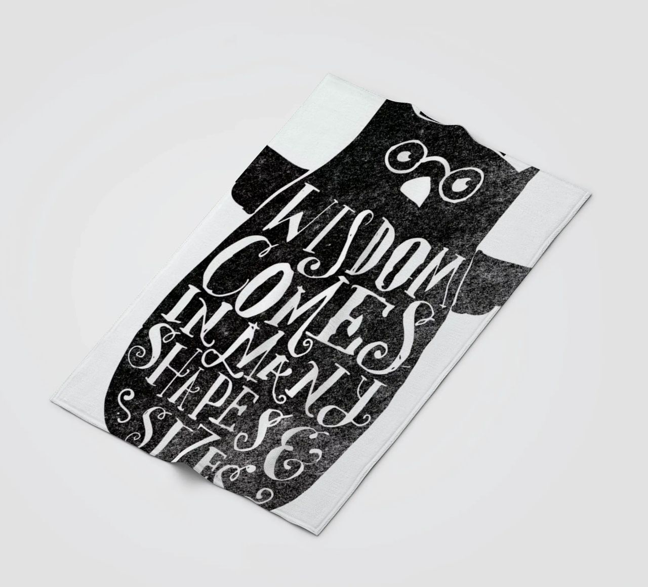 wisdom comes in many shapes and sizes coperta in pile da Matthew Taylor Wilson