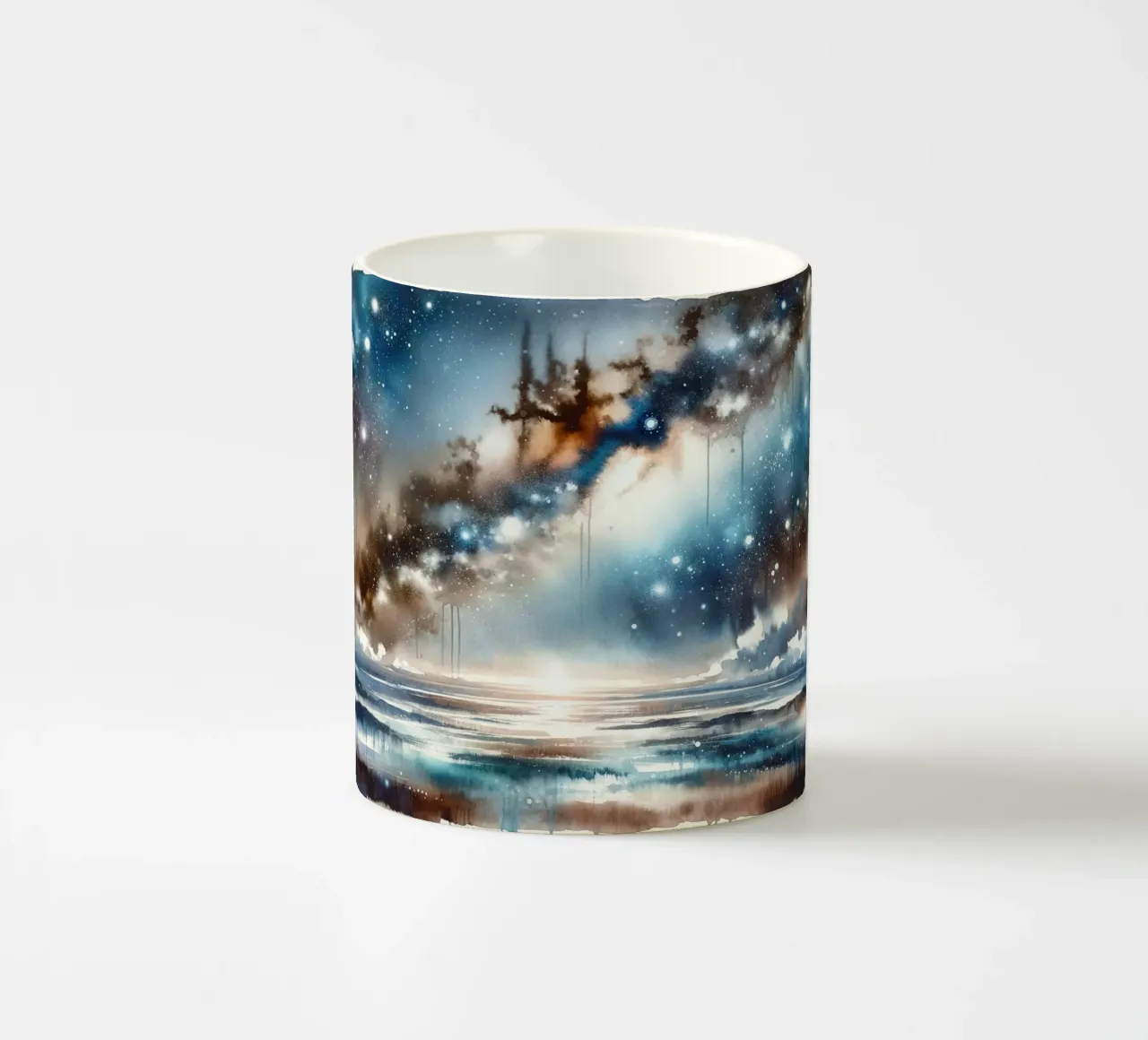 Notte stellata su acque tranquille tazza in ceramica da Chromatic Fusion Studio