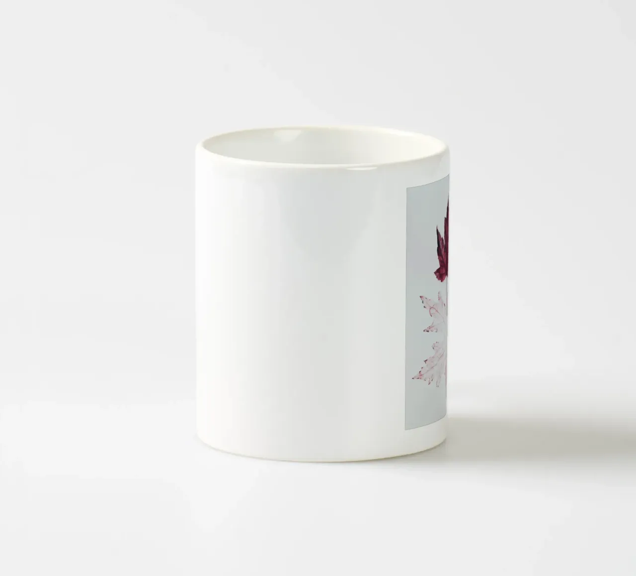 Foglie di acero rosso tazza in ceramica da Teresa André