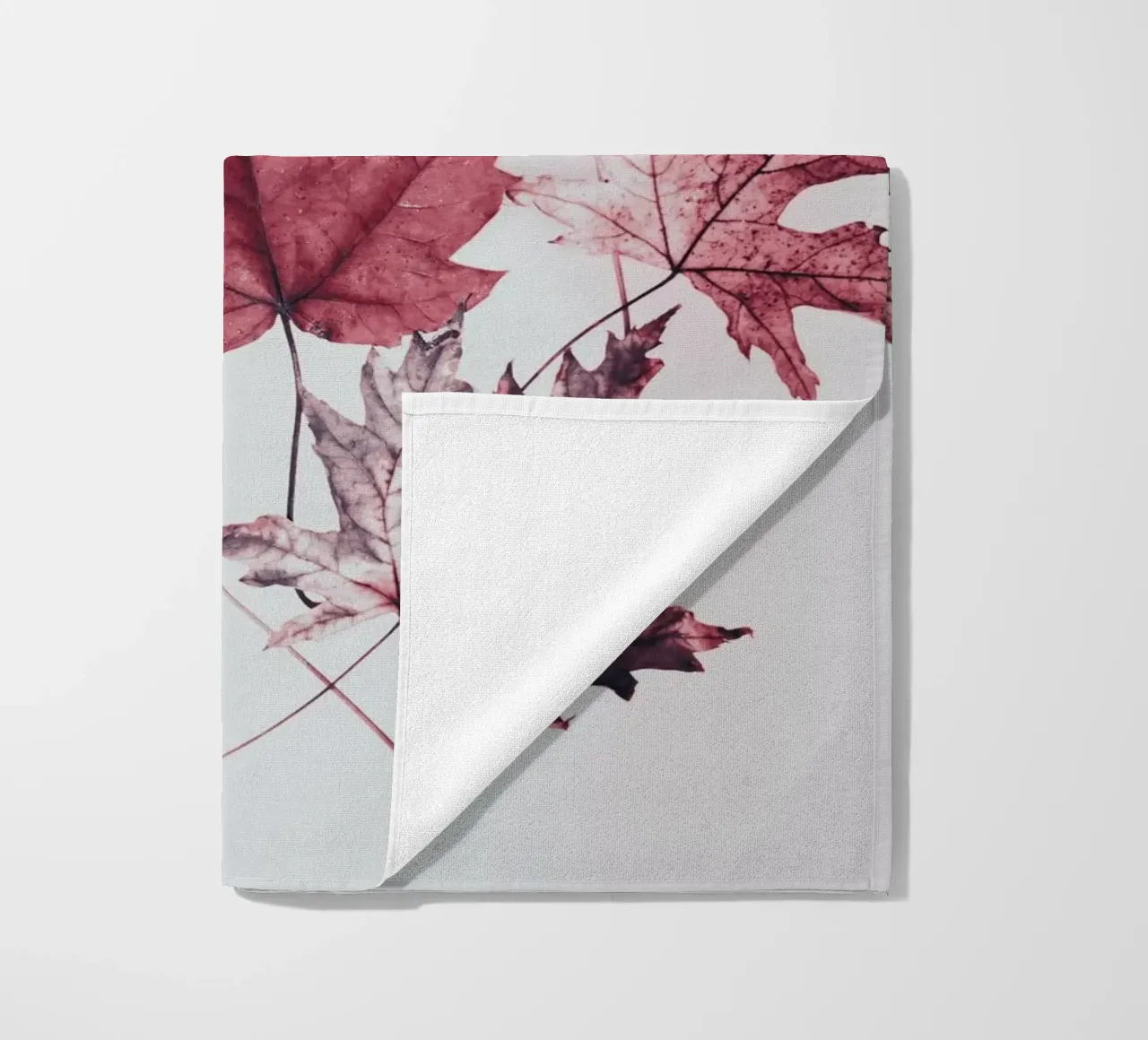 Foglie di acero rosso telo mare da Teresa André