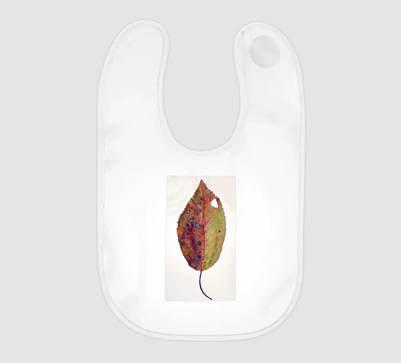 Cherry leaf baby bib by Teresa André