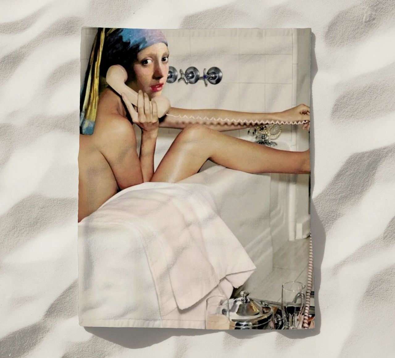 Girl with Pearl Earring Bath time serviette de plage de Paste in Place