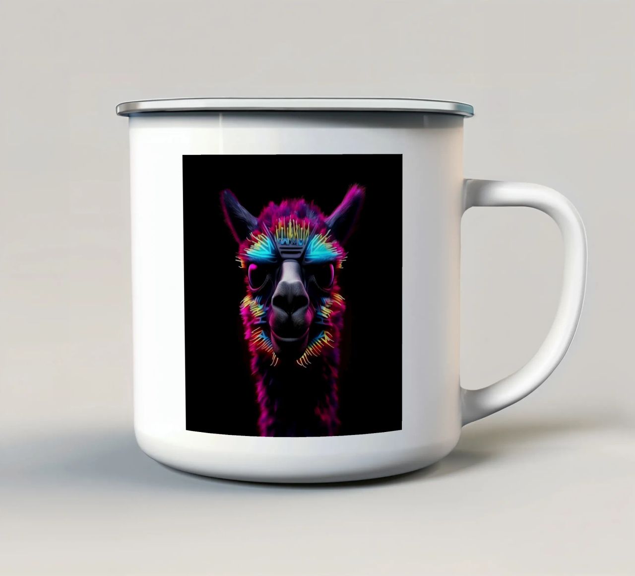Alpaca luminoso al neon tazza in smalto da Animal Portraits