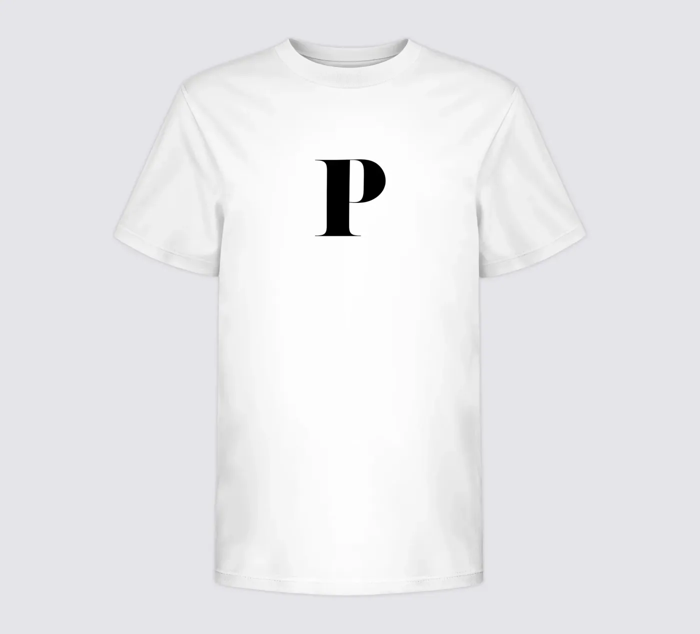 P kinder t-shirt van Mottos by Sinan Saydik
