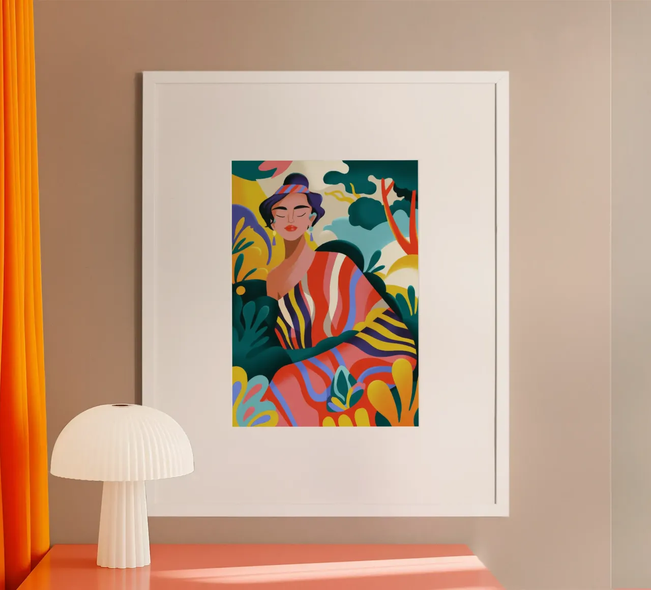 Musa della serenità tropicale poster con telaio in legno da Kamera Obskura