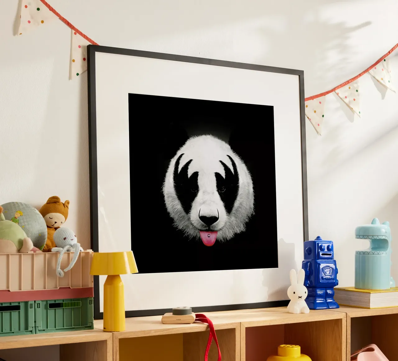 Kiss Of A Panda poster con telaio in alluminio da Róbert Farkas