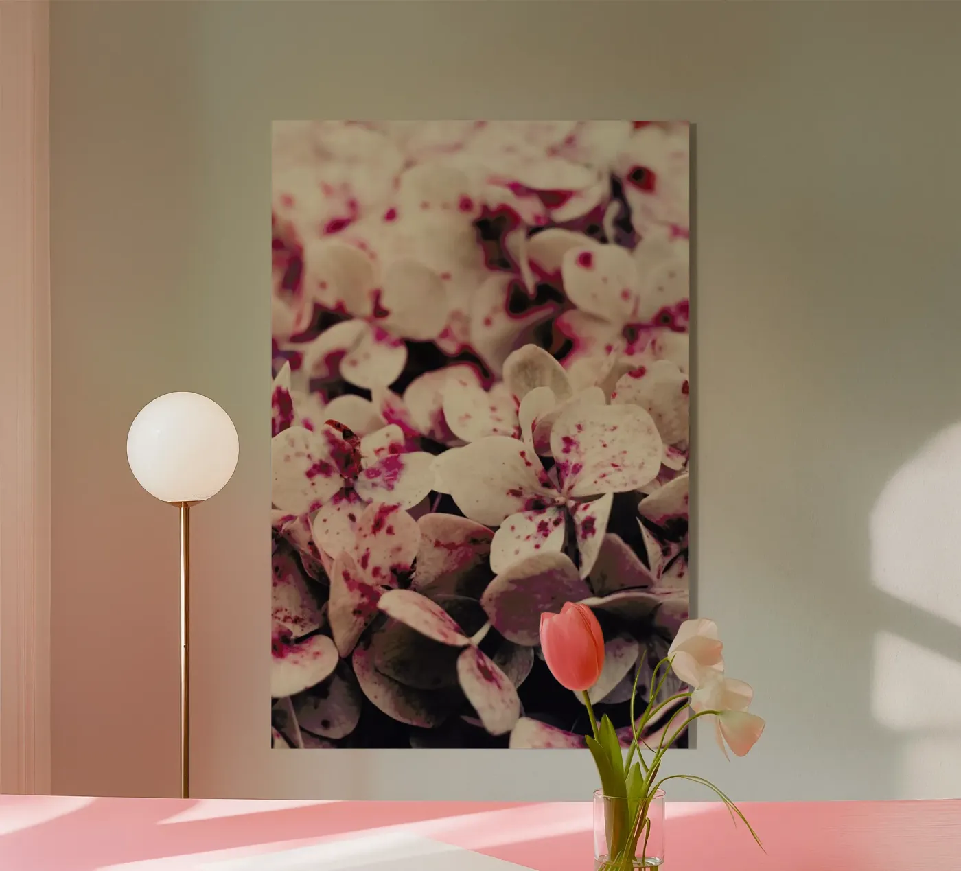 Pink Freckles plexiglass da Ingrid Beddoes