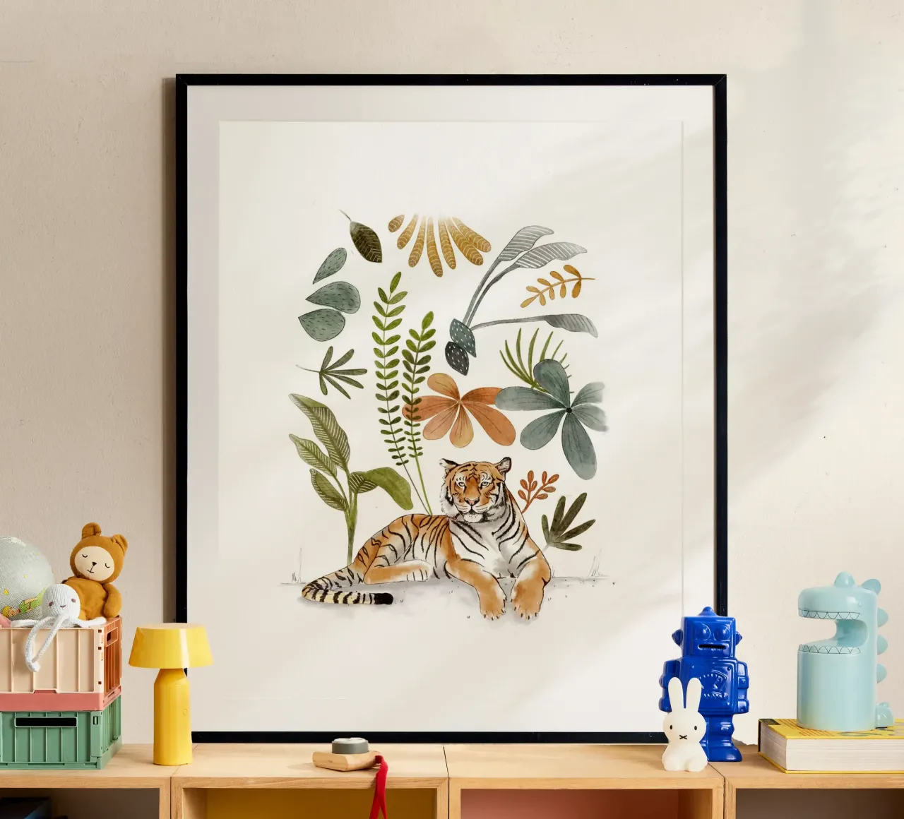 Tigre del Bengala in una giungla lussureggiante - Stampa d'arte sulla fauna selvatica poster con telaio in alluminio da Urchin Bay Art
