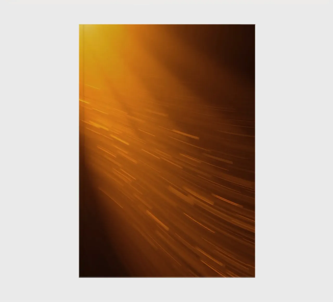 Fond abstrait lumineux avec une lumière orange chaude carnet de notes de DesignDoodle