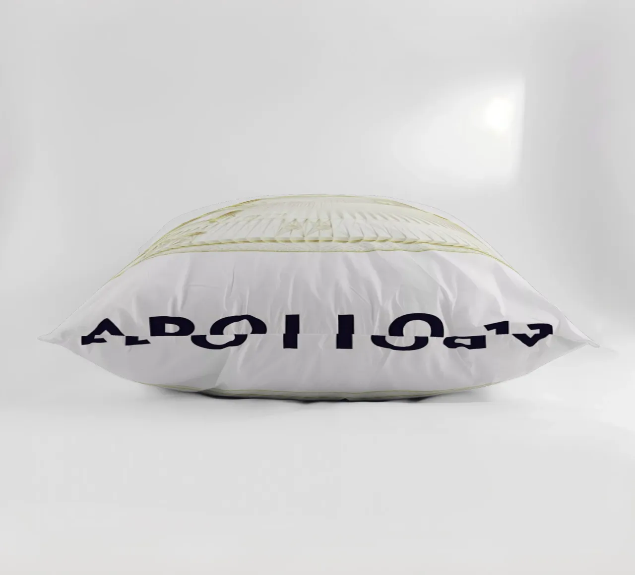 Apollo 11 Landing Module 6 cuscino da Marc Schulthess