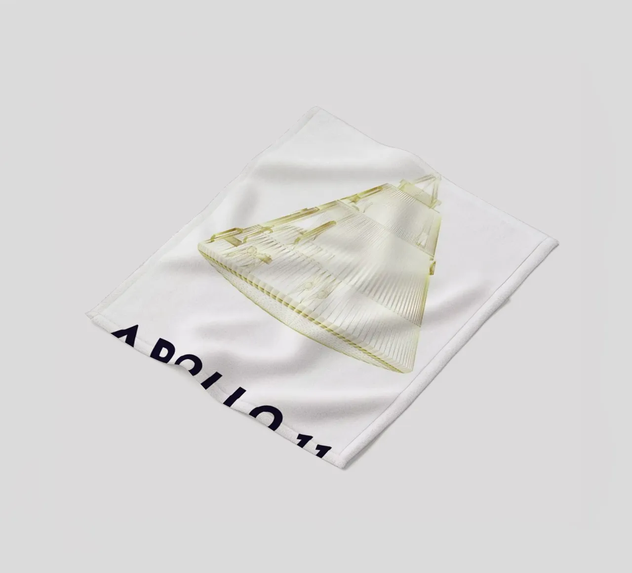 Apollo 11 Landing Module 6 coperta in pile da Marc Schulthess