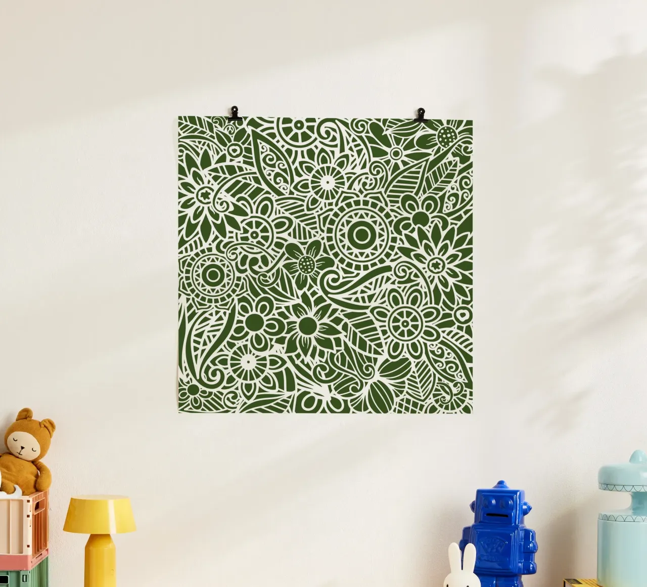 Mandala floreale verde scuro poster con telaio in legno da Spiritual Touch