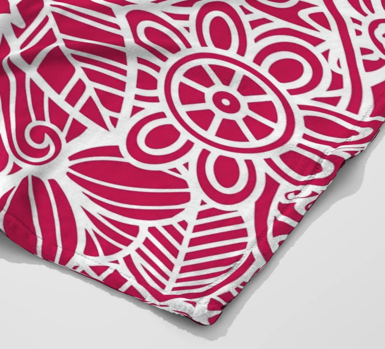 Mandala floreale color magenta intenso coperta in pile da Spiritual Touch