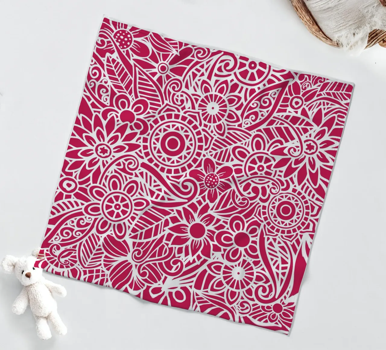 Mandala floreale color magenta intenso coperta in pile da Spiritual Touch