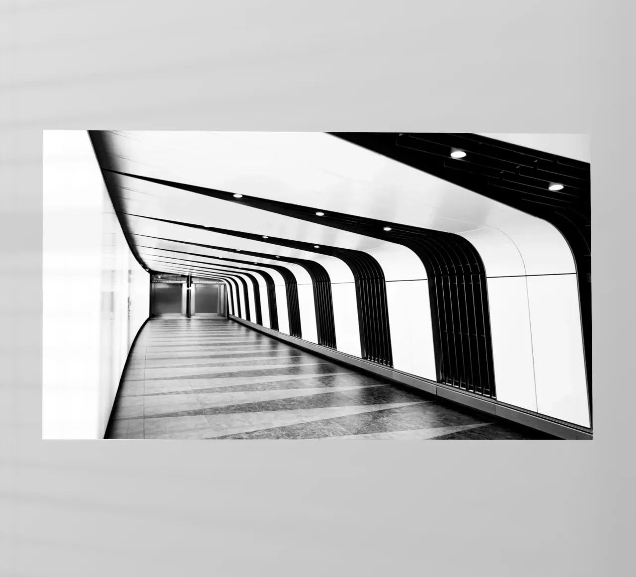 LONDON DESIGN pellicola backlit da Flo Klein