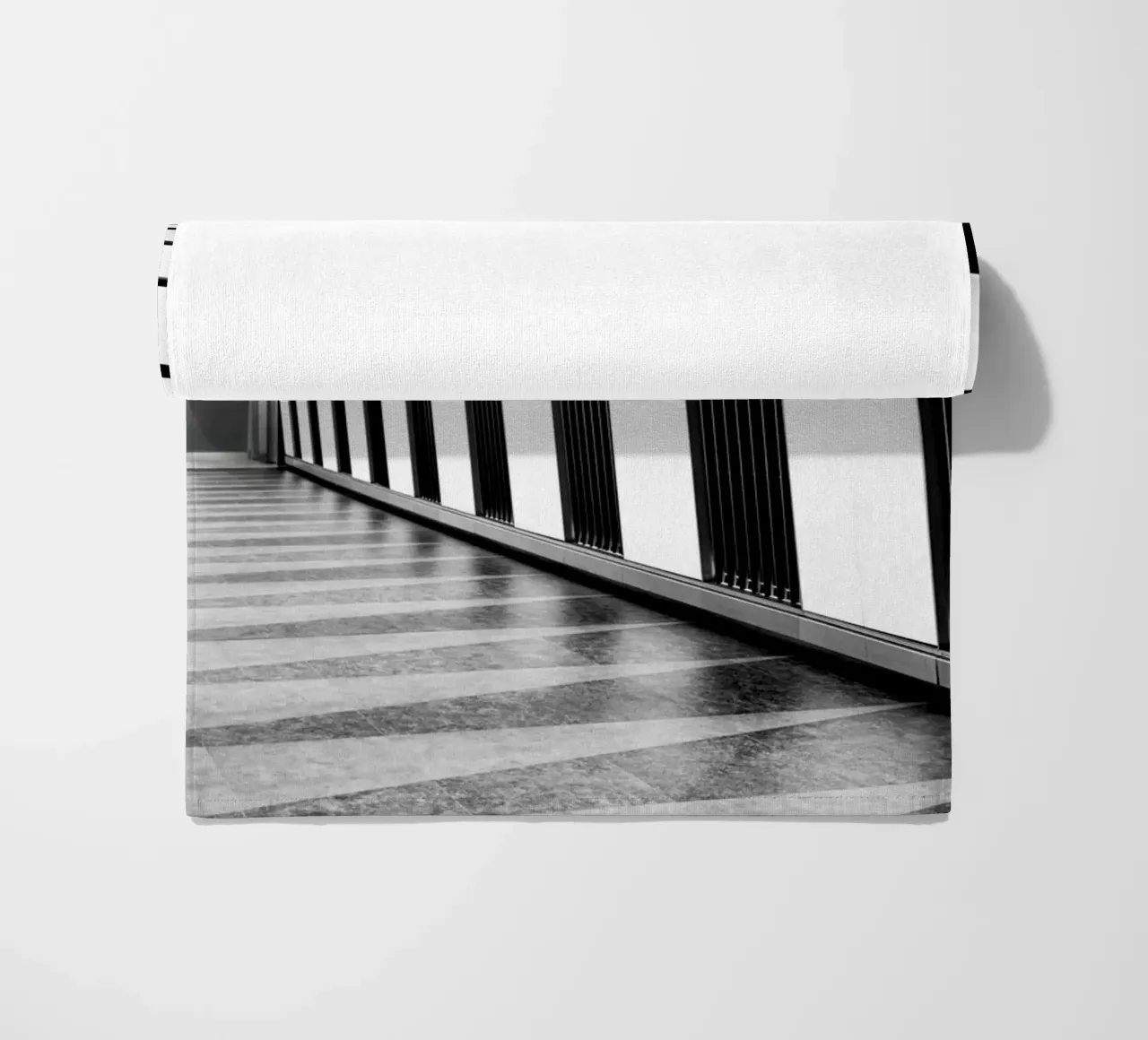 LONDON DESIGN telo mare da Flo Klein