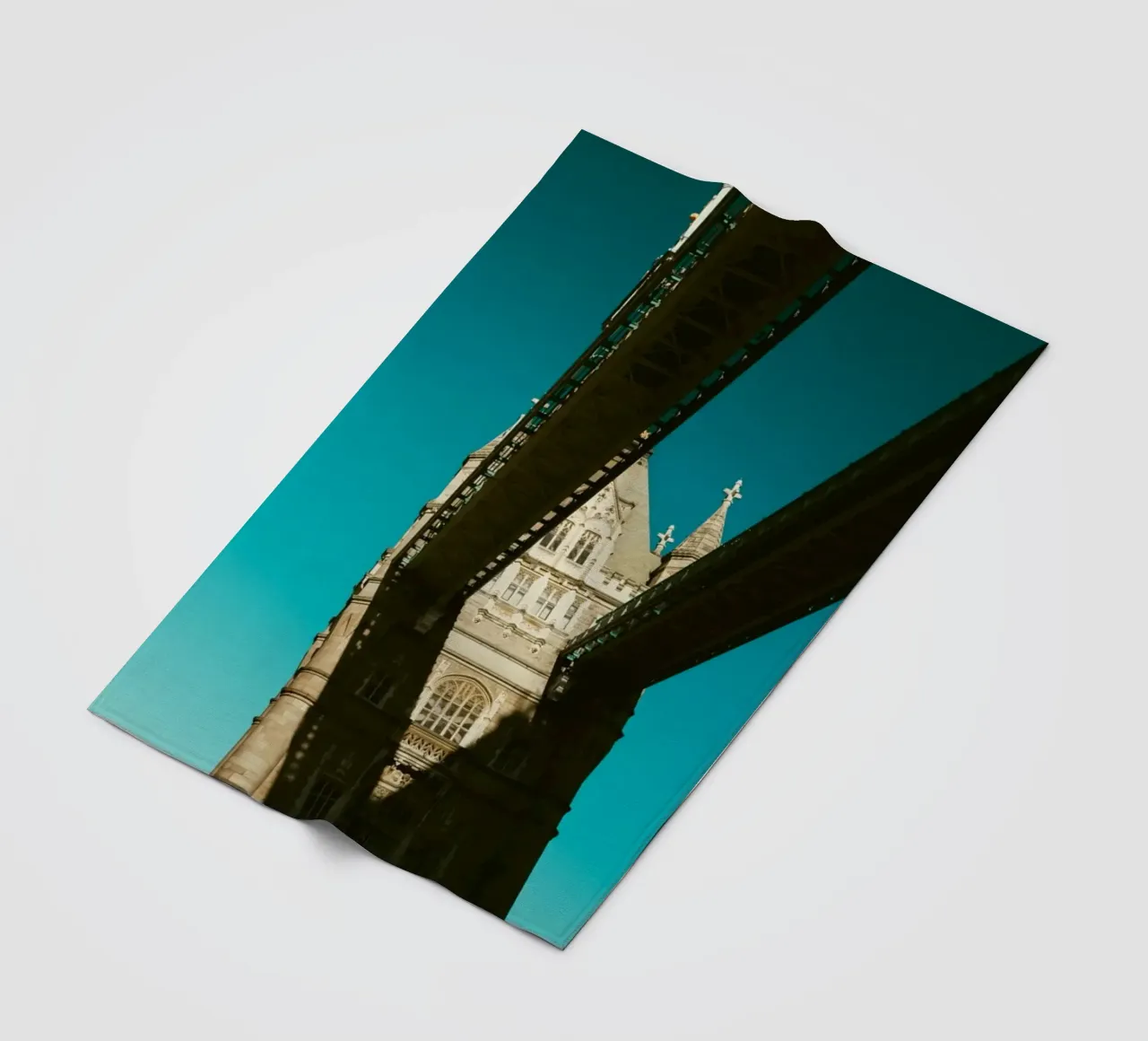 TOWERBRIDGE coperta in pile da Flo Klein