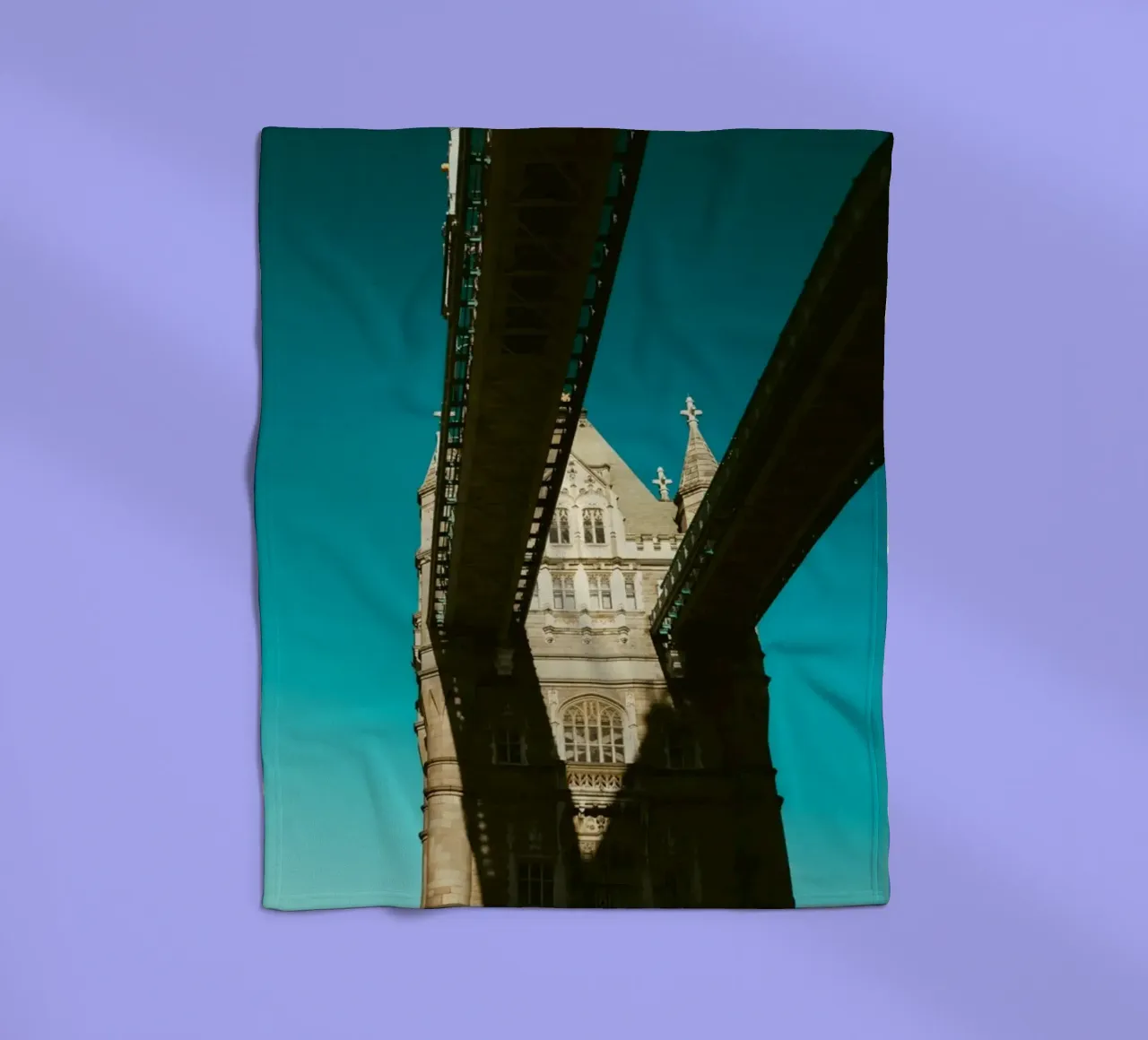 TOWERBRIDGE coperta in pile da Flo Klein