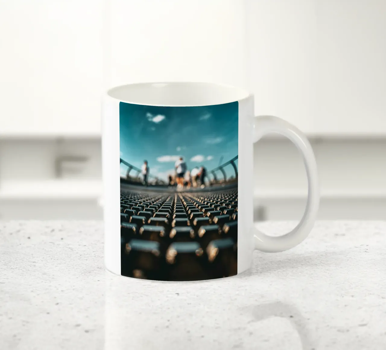 MILLENIUM BRIDGE tazza in ceramica da Flo Klein